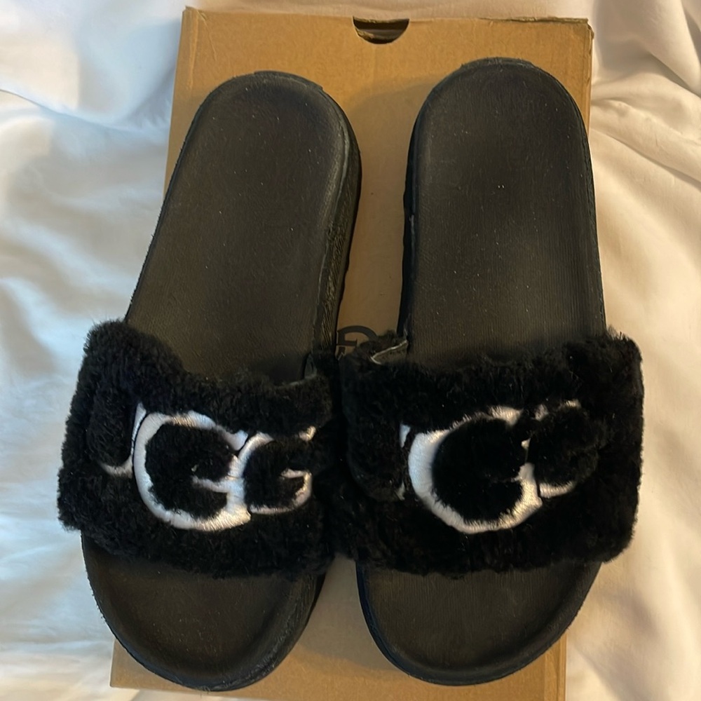 UGG  size 10 slide sandals